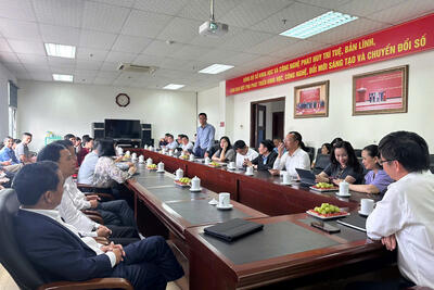 z7146464351023_b00f9af669aa3ef29ff46bb4aacc4d9d_a916a