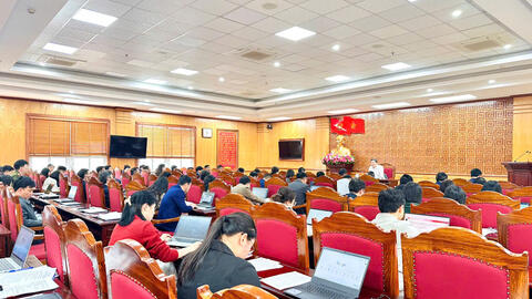 Đồng chí Phó Bí thư Tỉnh ủy làm việc với các sở, ngành về sáng kiến , mô hình đột  phá về phát triển khoa học, công nghệ, đổi mới sáng tạo và chuyển đổi số tỉnh  Lai Châu năm 2026.