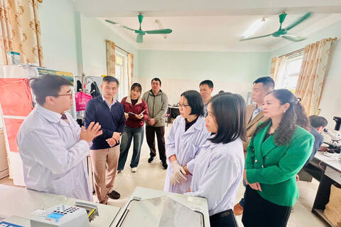 Tập huấn Kỹ thuật tách, chiết AND, nhân bản gen PCR, phân tích đa dạng di truyền và nhận dạng mẫu thực vật bằng phương pháp mã vạch AND ( AND Barcoding), phân tích số liệu, lập báo cáo