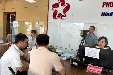 Đẩy mạnh dịch vụ công trực tuyến và phát triển công dân số tại phường Đoàn Kết
