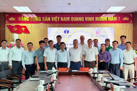 Trao đổi về Hợp tác Khoa học Công nghệ Đổi mới sáng tạo và chuyển đổi số