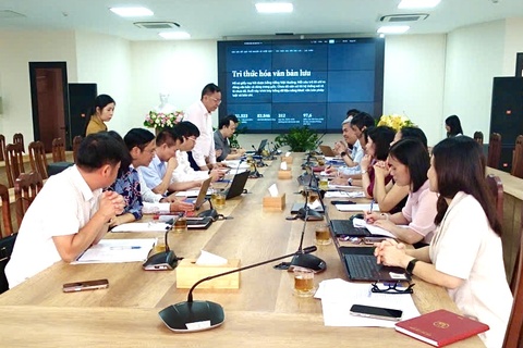 Lai Châu làm việc với Cục Văn thư và Lưu trữ nhà nước về thử nghiệm “Tri thức hóa văn bản lưu ”