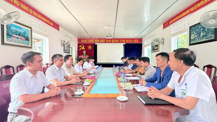 Sở Khoa học và Công nghệ phối hợp khảo sát, trao đổi chuyên môn phục vụ nghiên cứu xác định tính, vị, quy kinh, công năng, chủ trị của Sâm Lai Châu