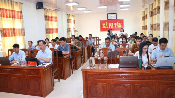 Pa Tần nâng cao kỹ năng số cho đội ngũ cán bộ và Tổ Công nghệ số cộng đồng