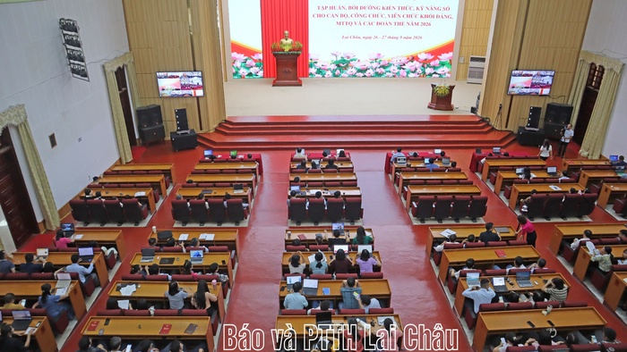 Lai Châu bồi dưỡng kiến thức, kỹ năng số cơ bản cho cán bộ khối Đảng, MTTQ và các đoàn thể