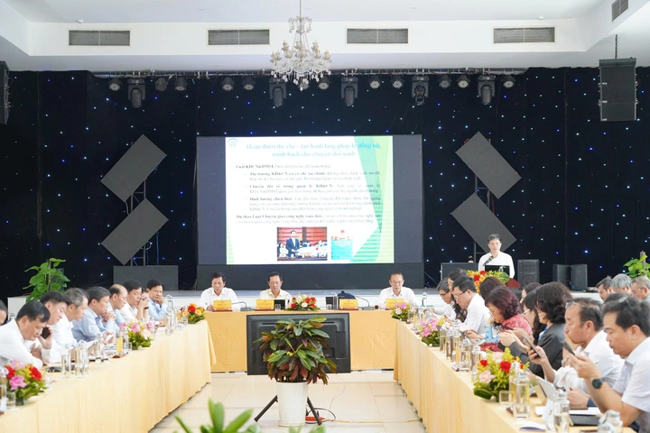 "Chuyển đổi xanh và phát triển bền vững không chỉ là lựa chọn chiến lược mà là mệnh lệnh thời đại" - Ảnh 1.