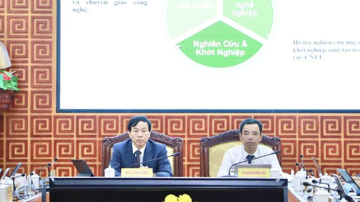 Hội thảo “Đổi mới sáng tạo và chuyển đổi số: Động lực phát triển kinh tế - xã hội tỉnh Lai Châu”