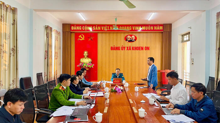 Hội nghị kiểm điểm tập thể và cá nhân các đồng chí Ủy viên Ban Thường vụ Đảng ủy xã Khoen On năm 2025