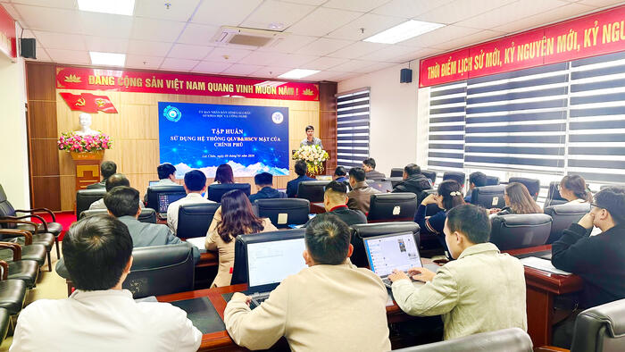 Tập huấn Sử dụng hệ thống Quản lý văn bản và hồ sơ công vụ mật của chính phủ