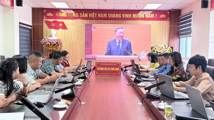 Sở Khoa học và Công nghệ tỉnh Lai Châu tham dự Hội nghị toàn quốc quán triệt Nghị quyết số 10-NQ/TW của Bộ Chính trị